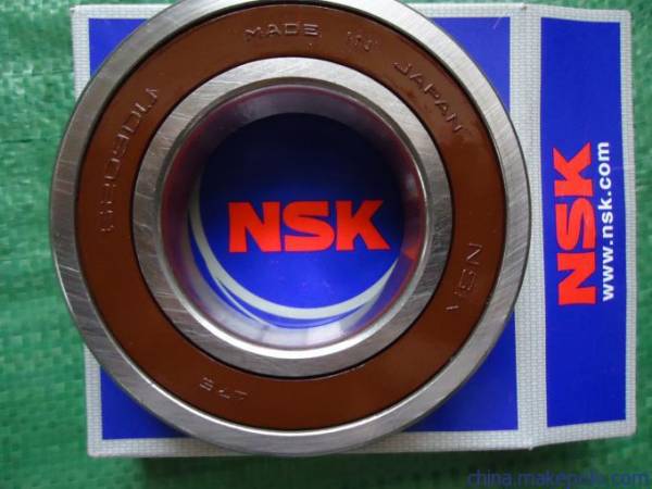 NSK UCP206-104D1 立式帶座外球面軸承組件帶制動(dòng)螺釘